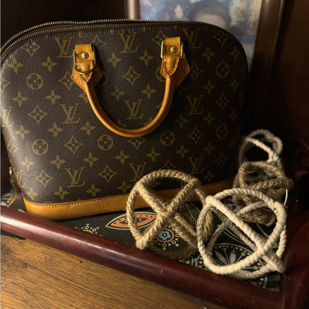 Louis Vuitton Pm Monogram